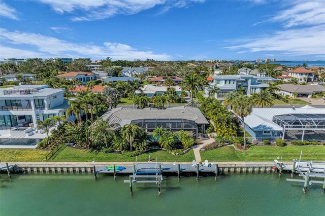 520 GOLF LINKS LANE, Longboat Key, FL 34228