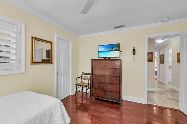 520 GOLF LINKS LANE, Longboat Key, FL 34228