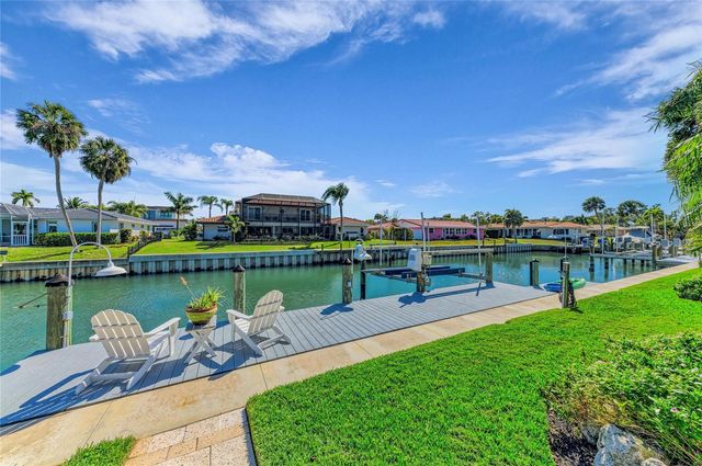 520 GOLF LINKS LANE, Longboat Key, FL 34228