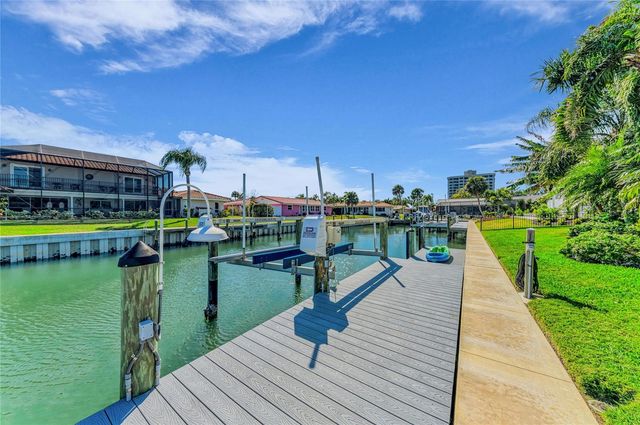 520 GOLF LINKS LANE, Longboat Key, FL 34228