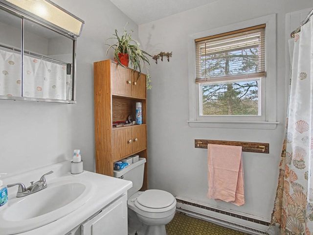 86 Pinecrest Dr Unit 11E, Essex, VT 05452