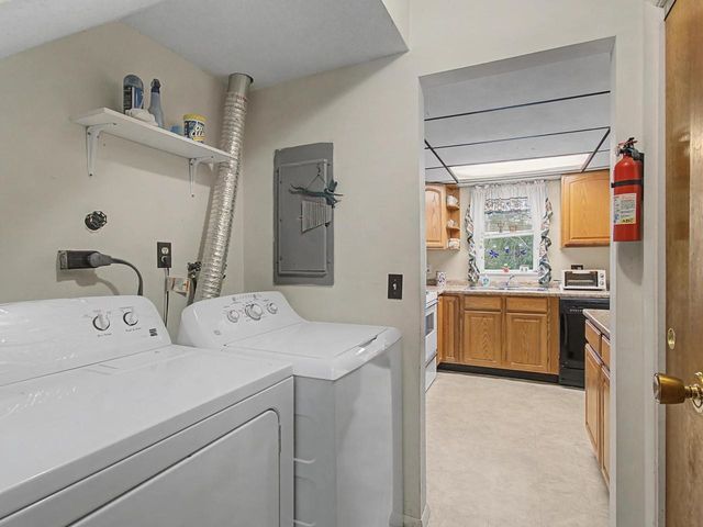 86 Pinecrest Dr Unit 11E, Essex, VT 05452