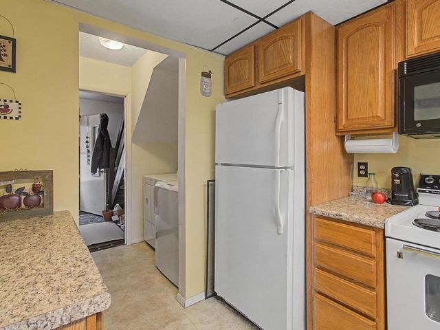 86 Pinecrest Dr Unit 11E, Essex, VT 05452