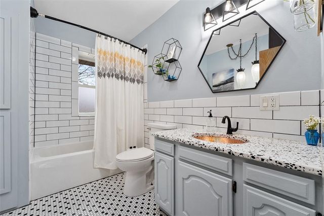 1720 South Street, Eau Claire, WI 54701