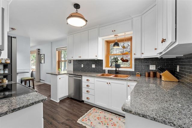 1720 South Street, Eau Claire, WI 54701