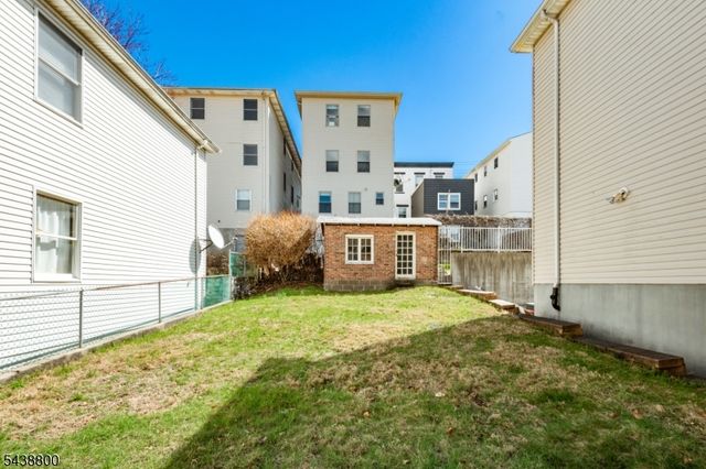 304 Terrace Ave, Jersey City, NJ 07307