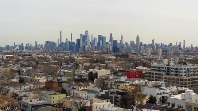 304 Terrace Ave, Jersey City, NJ 07307