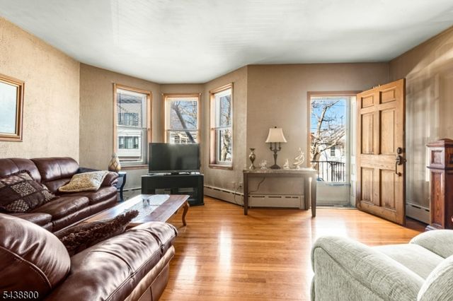 304 Terrace Ave, Jersey City, NJ 07307