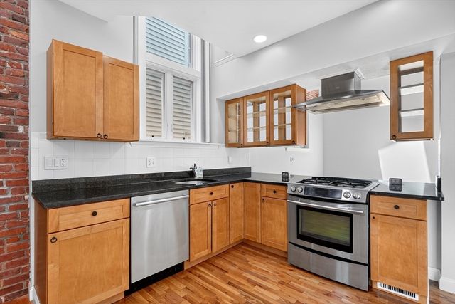 336 Saratoga St. 1, Boston, MA 02128