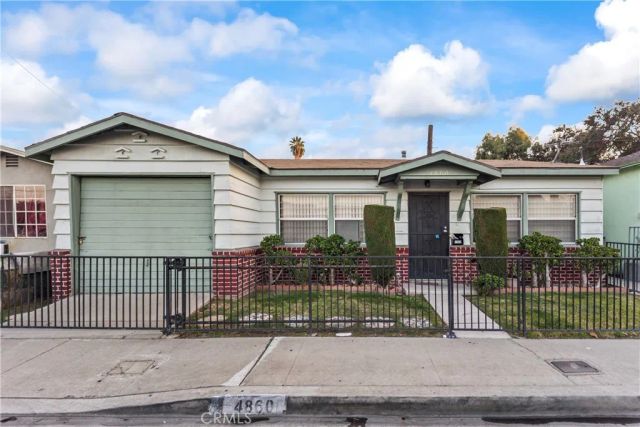 4860 Bell, Bell, CA 90201