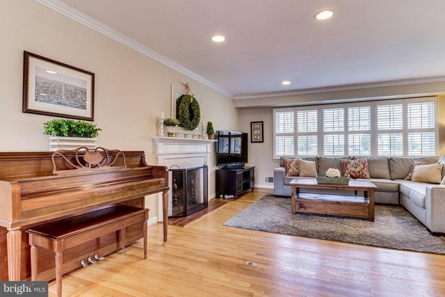 6519 ENGEL DR, Mclean, VA 22101