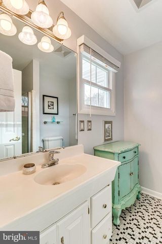 6519 ENGEL DR, Mclean, VA 22101