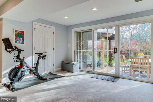 6519 ENGEL DR, Mclean, VA 22101