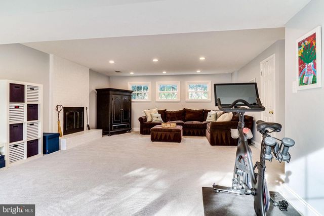 6519 ENGEL DR, Mclean, VA 22101