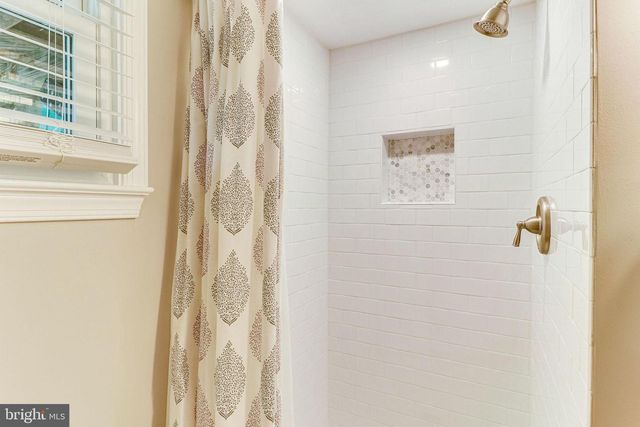 6519 ENGEL DR, Mclean, VA 22101