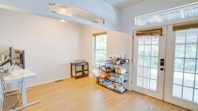 1031 E 36th Street, Tulsa, OK 74105