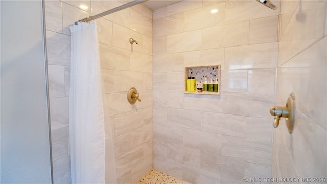 1031 E 36th Street, Tulsa, OK 74105