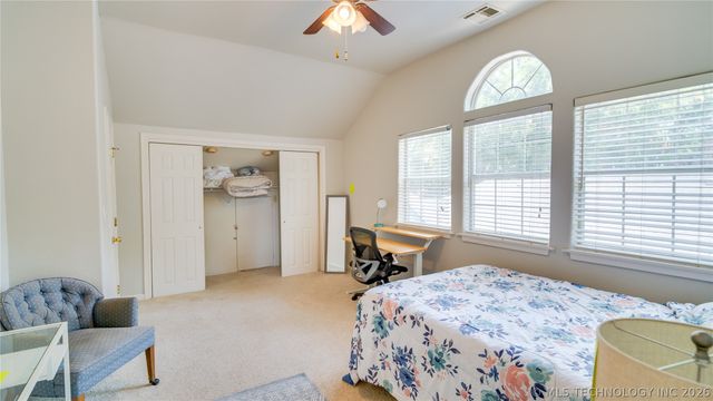 1031 E 36th Street, Tulsa, OK 74105