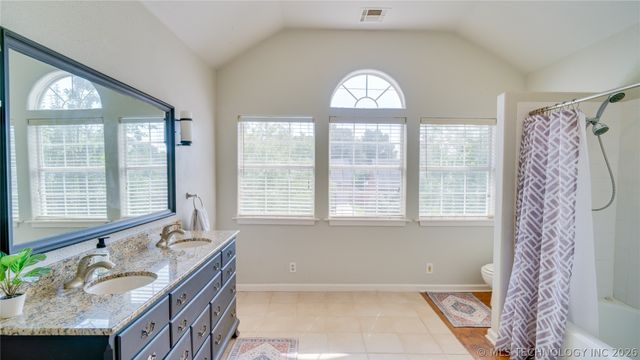 1031 E 36th Street, Tulsa, OK 74105