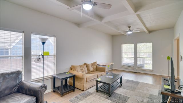 1031 E 36th Street, Tulsa, OK 74105