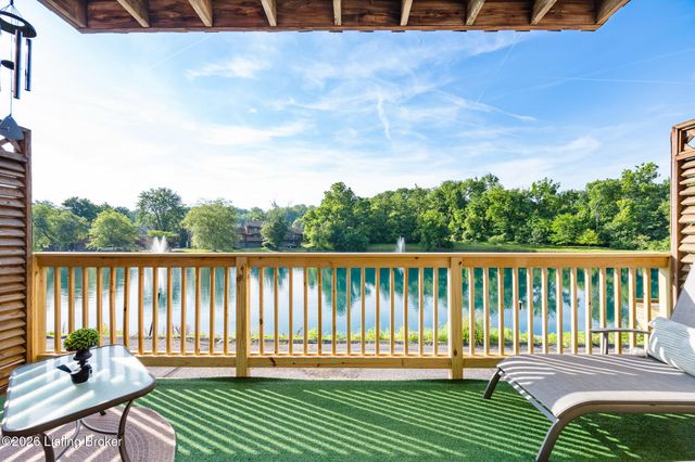 6410 Marina Dr, Prospect, KY 40059