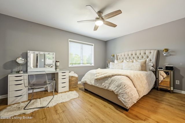 6410 Marina Dr, Prospect, KY 40059