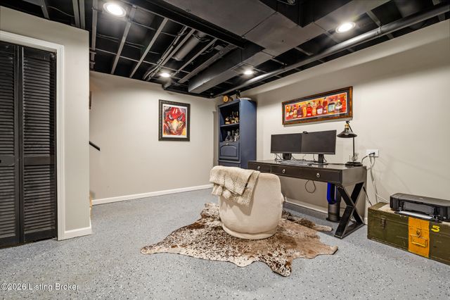 6410 Marina Dr, Prospect, KY 40059