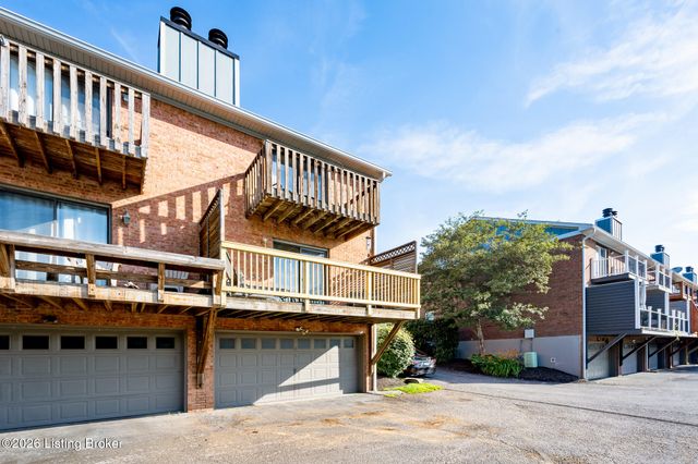6410 Marina Dr, Prospect, KY 40059