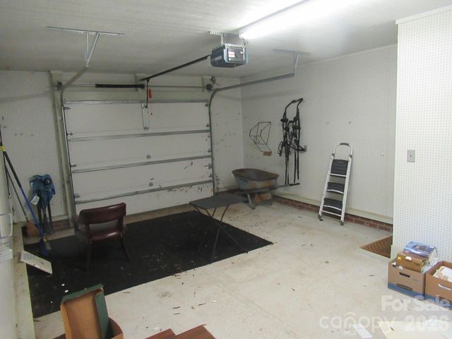 7916 Sherrills Ford Road, Sherrills Ford, NC 28673