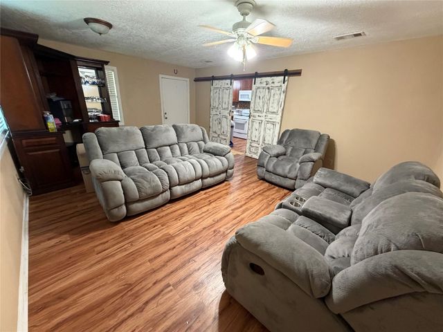 63 County Road 2245, Cleveland, TX 77327