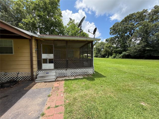 63 County Road 2245, Cleveland, TX 77327