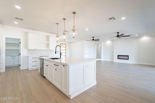 3877 S Veronica Lane, Gold Canyon, AZ 85118