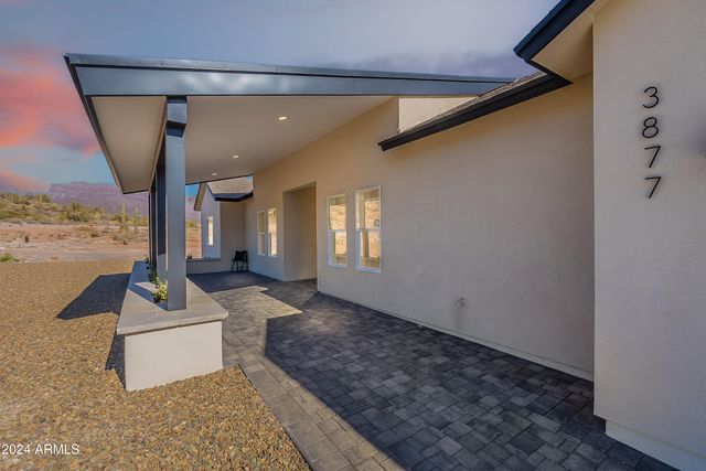 3877 S Veronica Lane, Gold Canyon, AZ 85118