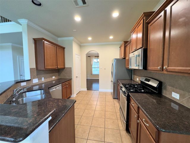 158 Black Swan Place, The Woodlands, TX 77354
