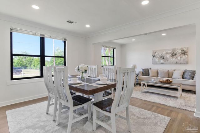1301 W Lee St, Pensacola, FL 32501