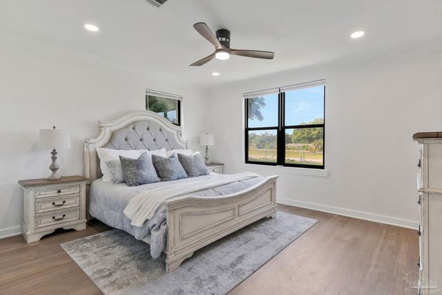 1301 W Lee St, Pensacola, FL 32501