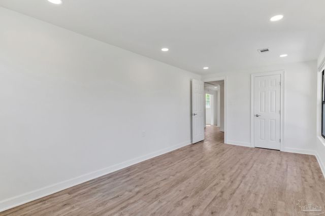 1301 W Lee St, Pensacola, FL 32501