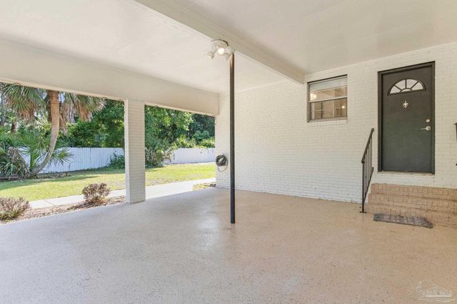 1301 W Lee St, Pensacola, FL 32501