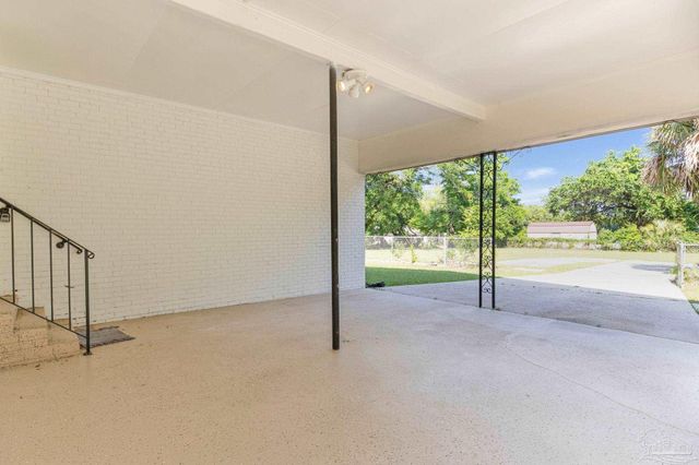1301 W Lee St, Pensacola, FL 32501
