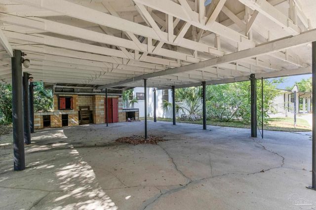 1301 W Lee St, Pensacola, FL 32501
