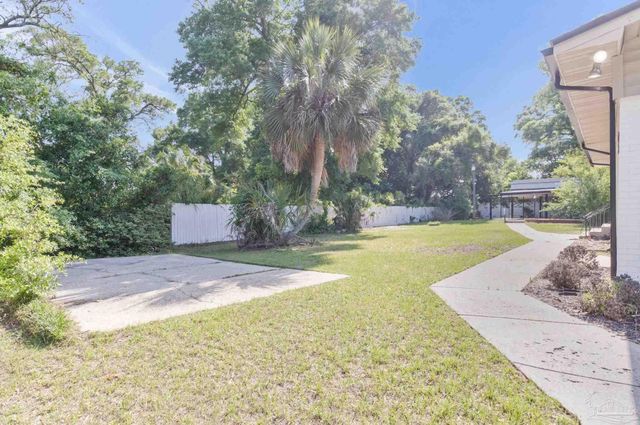 1301 W Lee St, Pensacola, FL 32501