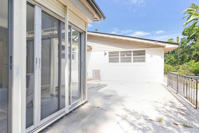 1301 W Lee St, Pensacola, FL 32501