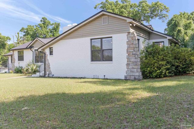 1301 W Lee St, Pensacola, FL 32501