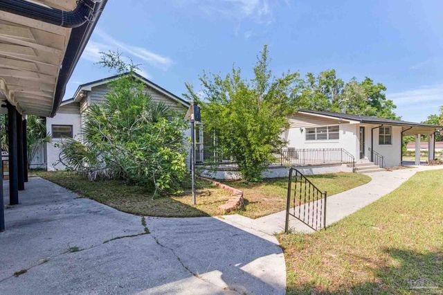 1301 W Lee St, Pensacola, FL 32501