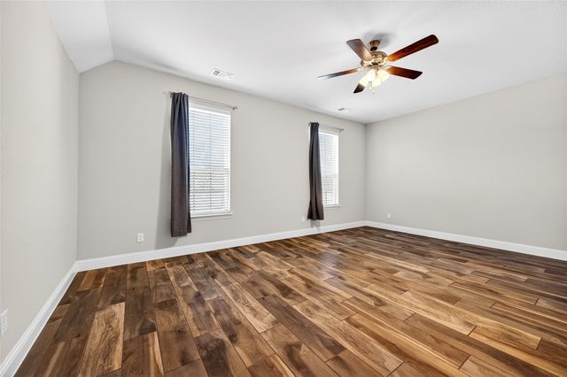 627 N Preston Avenue, Van Alstyne, TX 75495