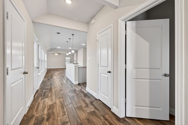 627 N Preston Avenue, Van Alstyne, TX 75495