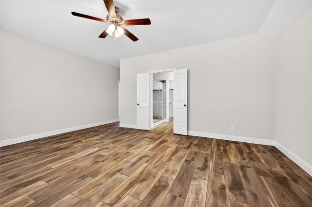 627 N Preston Avenue, Van Alstyne, TX 75495