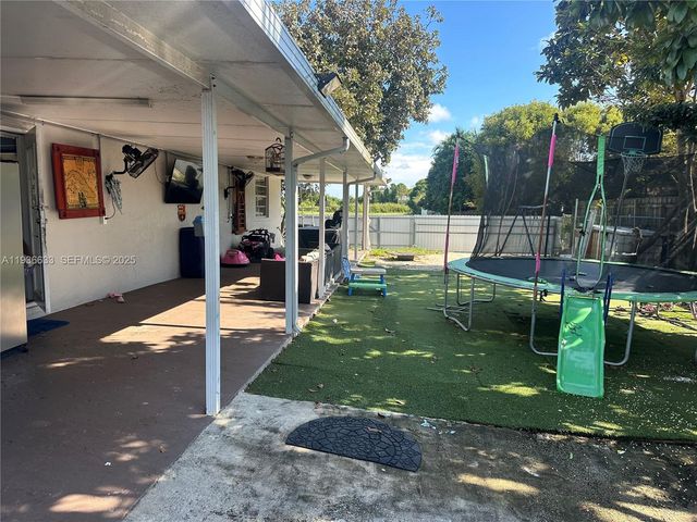 13200 SW 264th St Main, Homestead, FL 33032