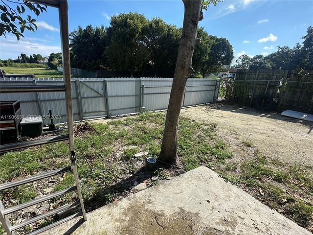 13200 SW 264th St Main, Homestead, FL 33032