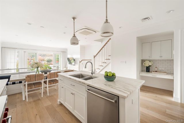 57 Old Boathouse Lane S, Hampton Bays, NY 11946